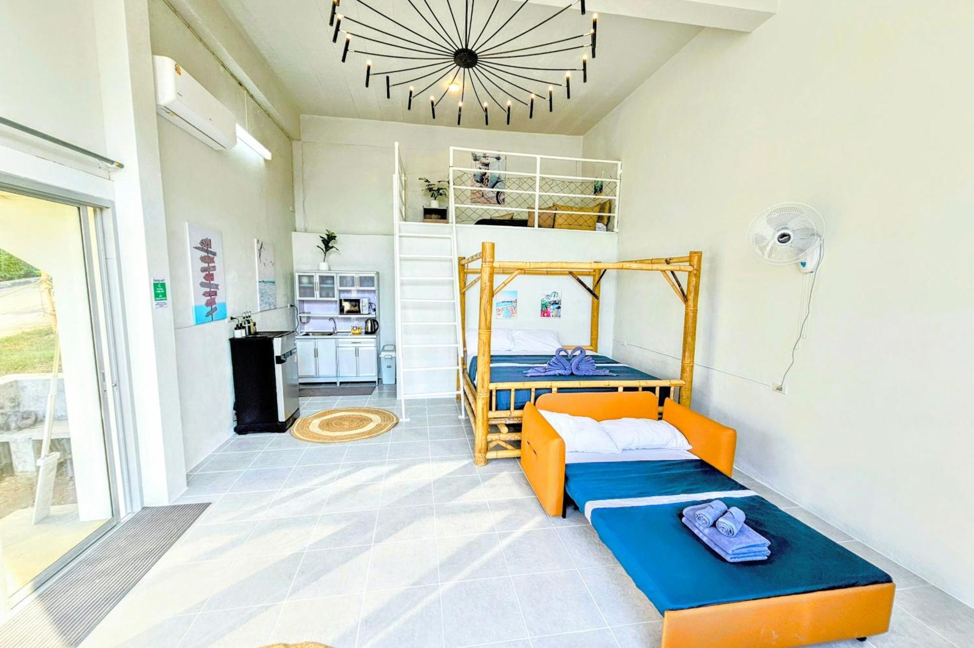 Beach Front Queen'S Castle - Kid Friendly, Holiday Like Royalty Ban Ao Makham Room photo