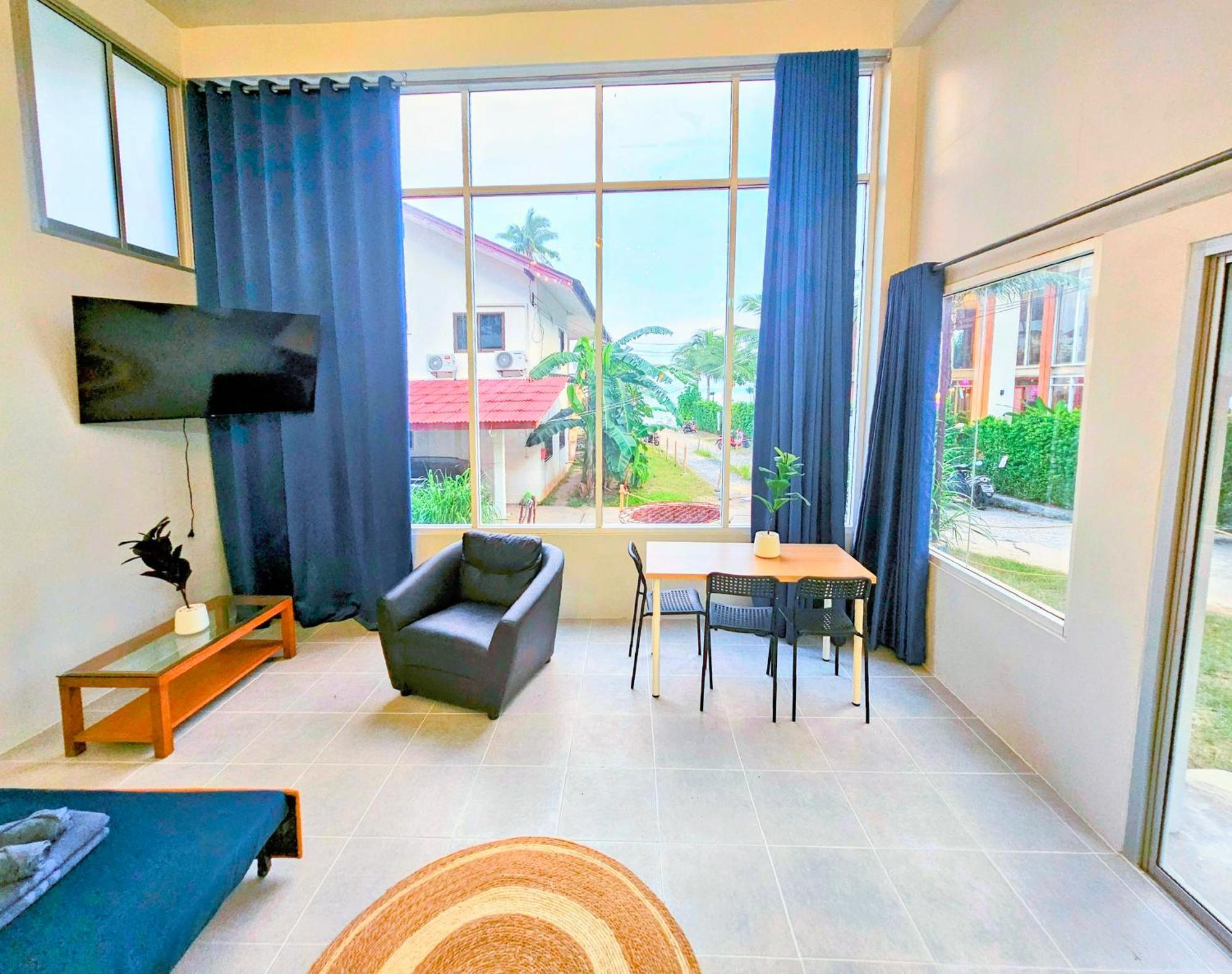 Beach Front Queen'S Castle - Kid Friendly, Holiday Like Royalty Ban Ao Makham Room photo